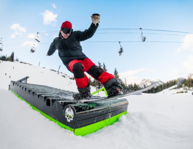 Feature jibstrument summit at snoqualmie