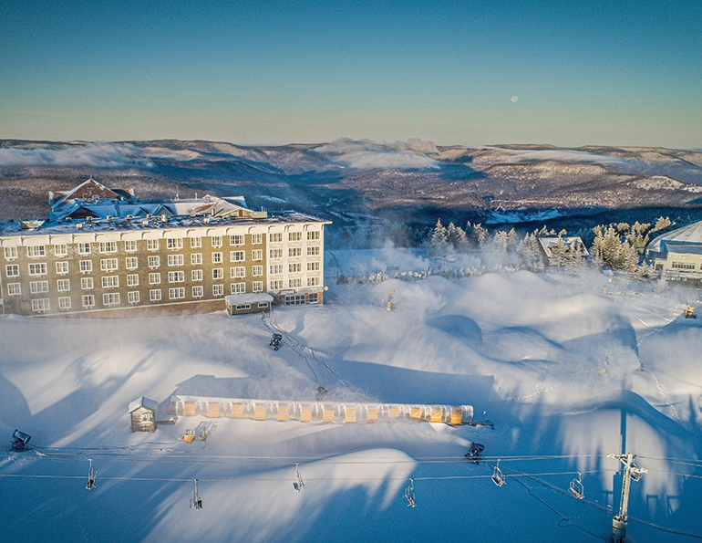 A robust snowmaking system covers Snowshoe’s inverted base area at the top of the mountain.